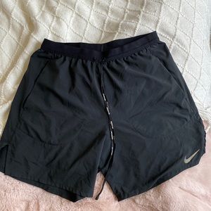 COPY - Nike Flex Stride
Men's 5" Brief Running Shorts